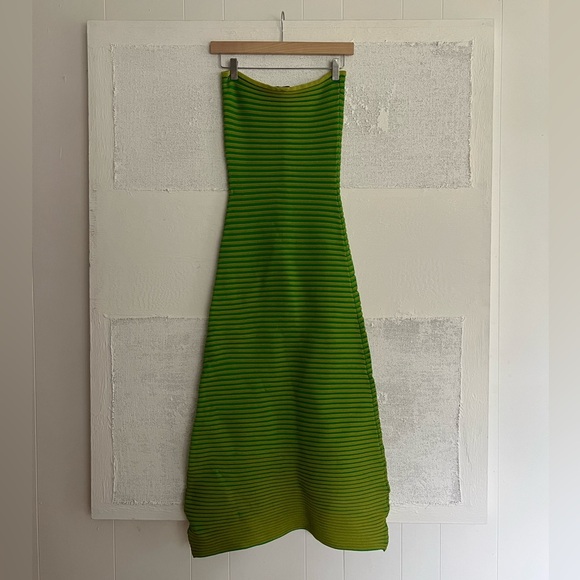 The Wolf Gang Viral ‘Sunmor’ Lime Knit Maxi Dress - Picture 6 of 15